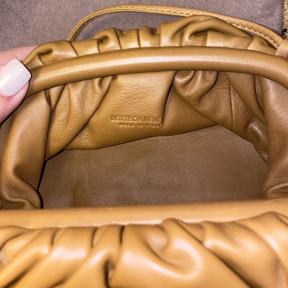 Mini Bottega Veneta Pouch Caramello - Picture 5 of 11